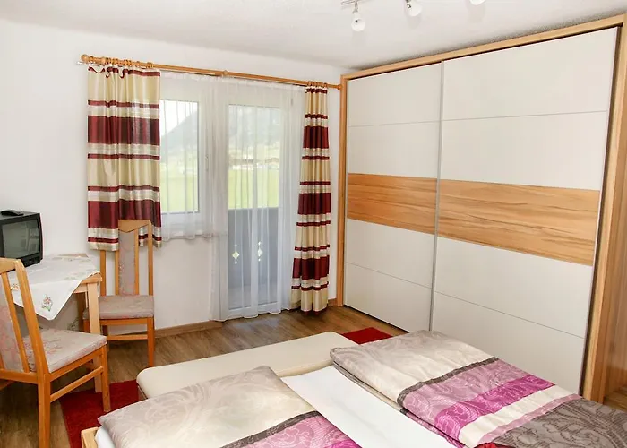 Haus Gabriela בית הארחה איטר